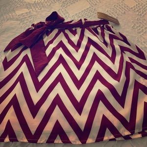 Super Cute Maroon and white pattern skirt
